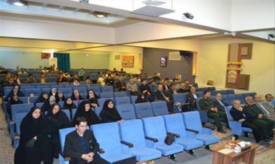 برگزاری مراسم اختتامیه اردوی راهیان نور در دانشگاه فنی و حرفه ای استان آذربایجان شرقی