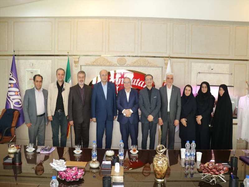 امضای تفاهم‌نامه اشتغال بین هلدینگ توسعه سرمایه پایدار وطن و دانشگاه ملی مهارت واحد استانی آذربایجان شرقی