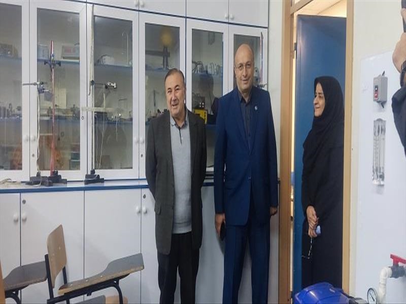 دکتر نوین