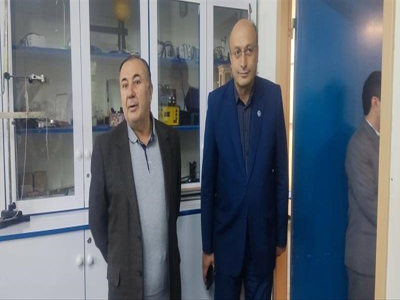 دکتر نوین