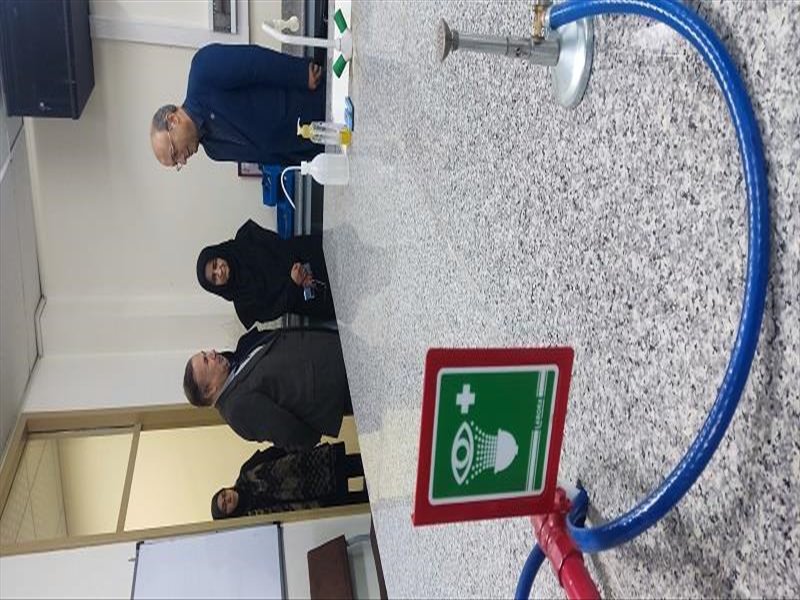 دکتر نوین