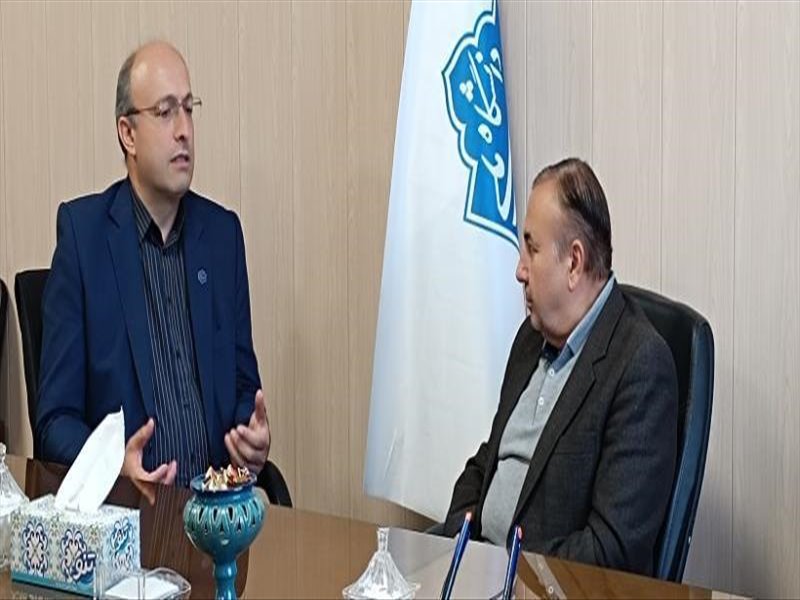 دکتر نوین