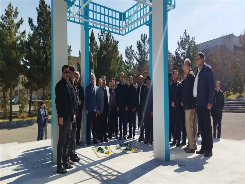 مراسم گرامیداشت روز شهدا در دانشگاه فنی و حرفه ای استان آذربایجان شرقی