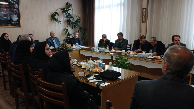 جلسه پژوهشی دانشگاه ملی مهارت استان در آموزشکده الزهرا تبریز